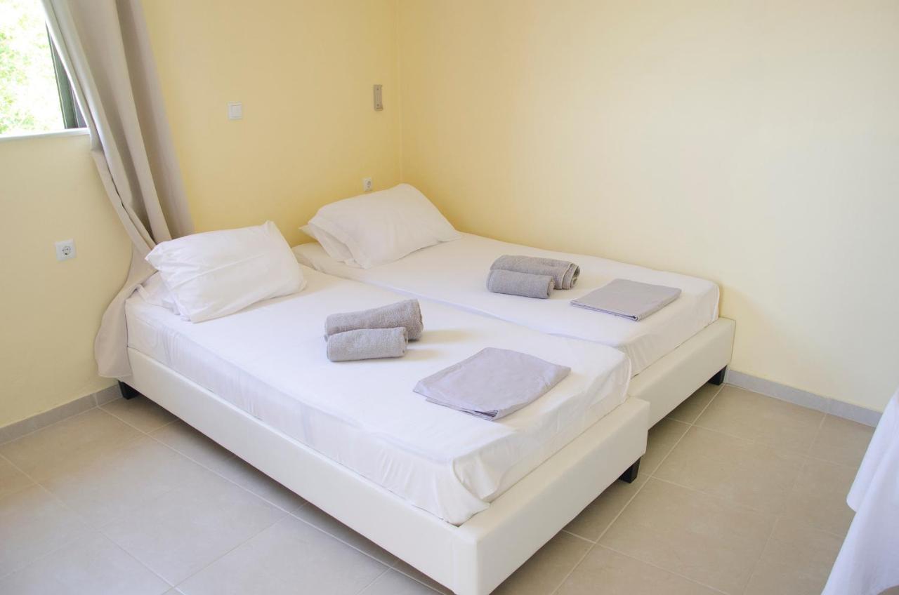 Erato Agios Nikolaos Appartment Esterno foto